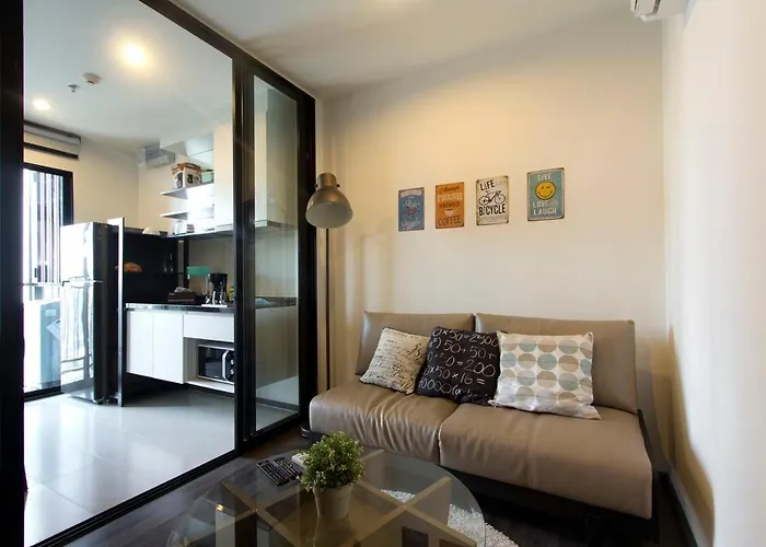 Appartement Brand New Sukhumvit Cozy Bts